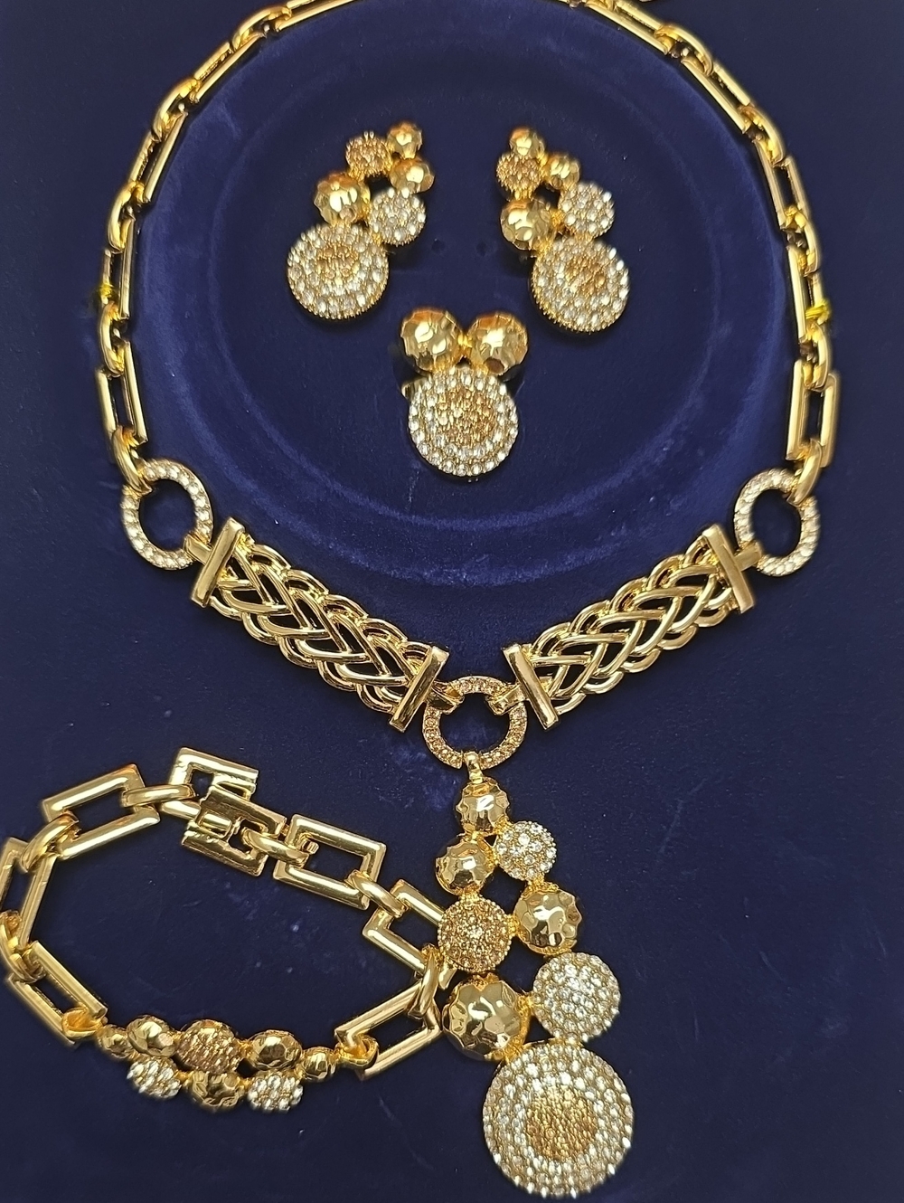 Elegant Gold-Tone Crystal Necklace, Bracelet & Earring Set - Women Jewelry